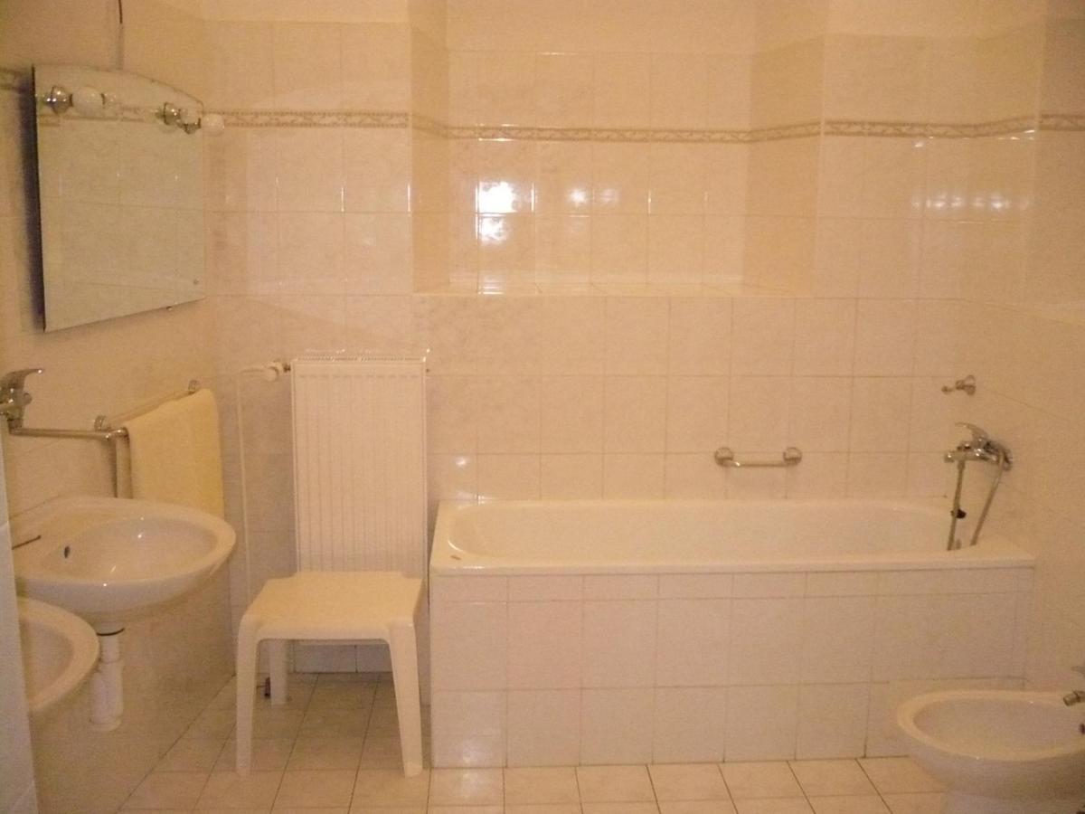 Hotel Ruze Rozmberk Nad Vltavou Room photo